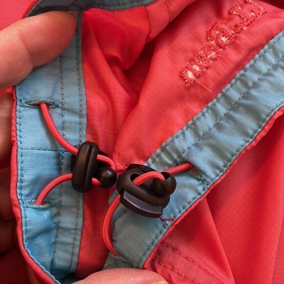 L.L. Bean salmon pink windbreaker jacket with hood - Picture 8 of 10